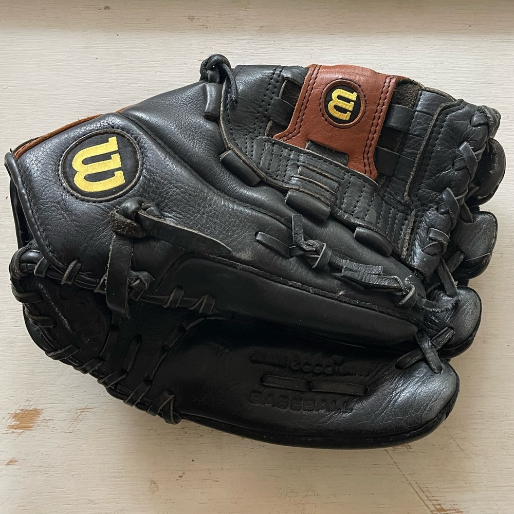 Wilson baseball glove